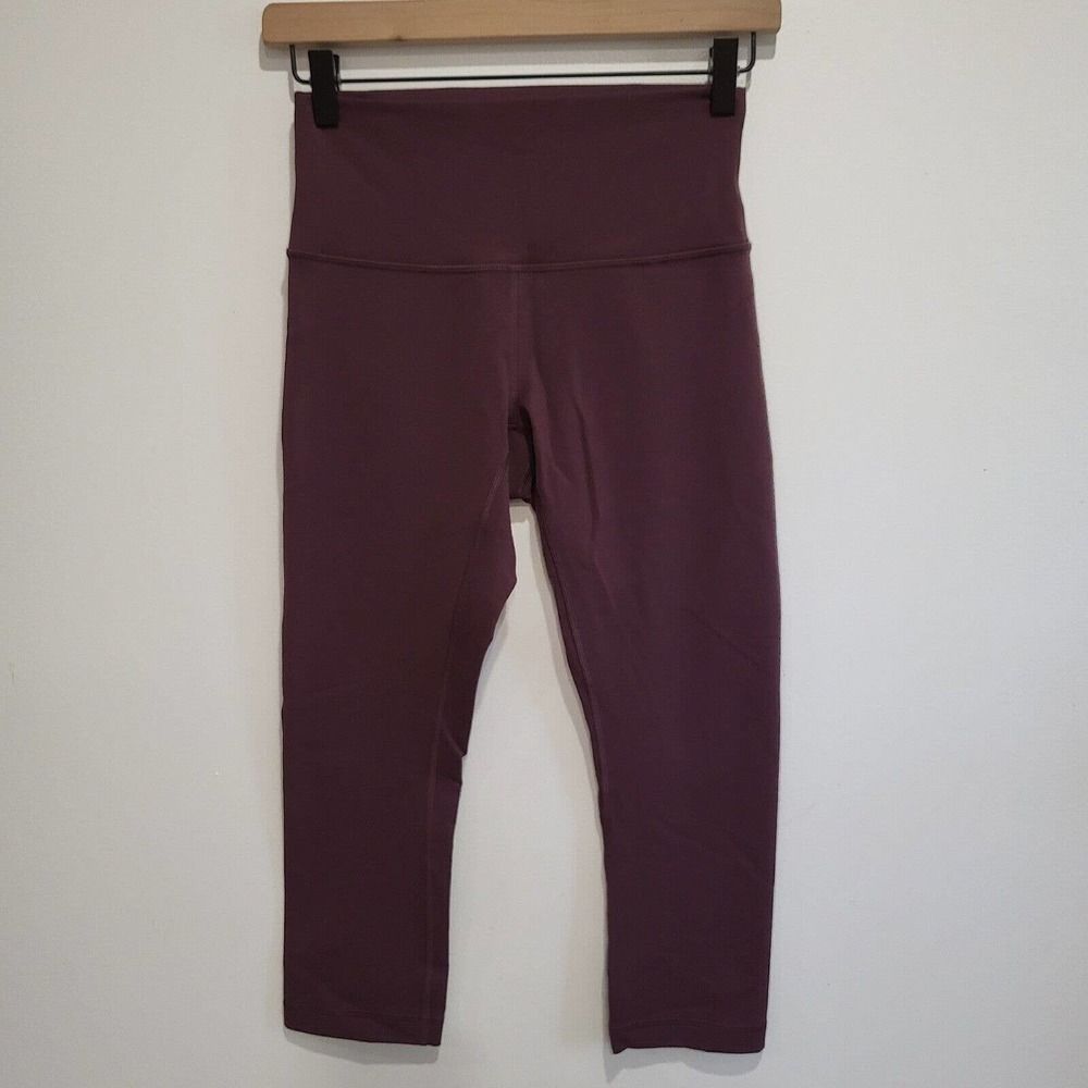 Lululemon Women’s Size 6 Burgundy Cropped Wunder Under Leggings - Picture 2 of 7